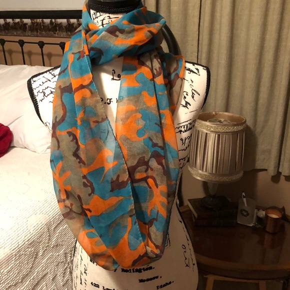 🌟Gorgeous Orange/Turquoise "Camo" Infinity Scarf - Picture 2 of 5
